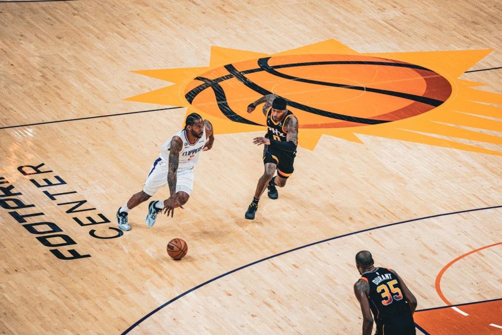 Kawhi Leonard Suns