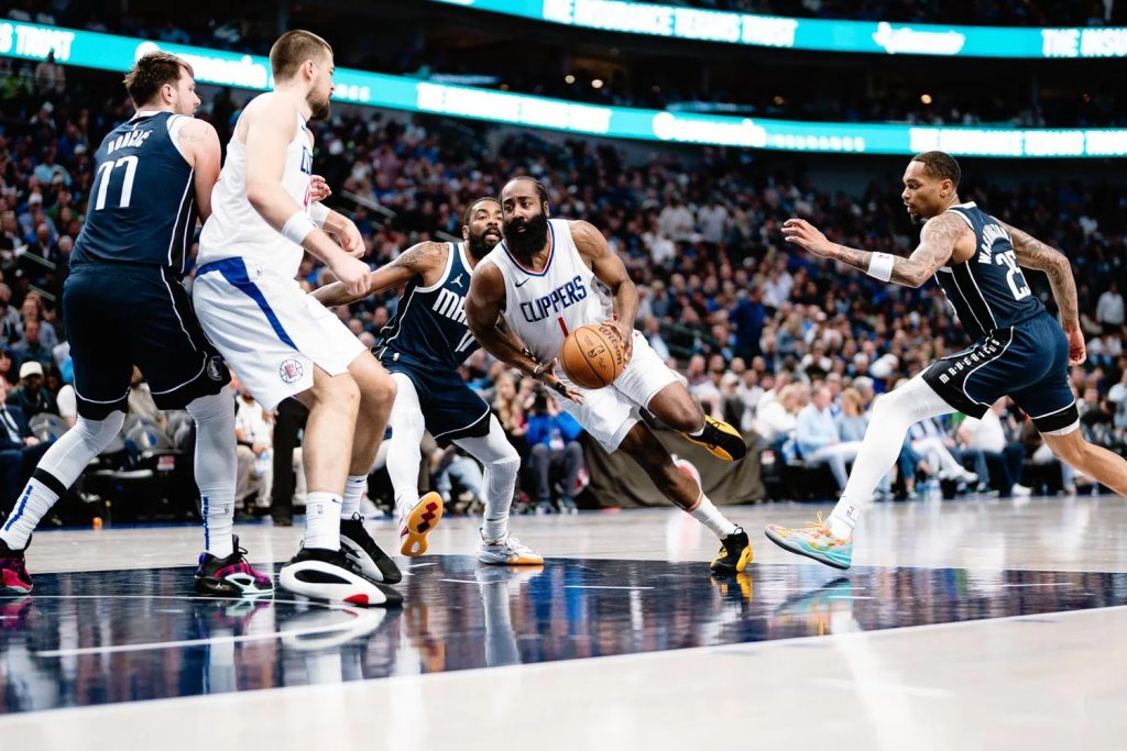 Harden Clippers Mavericks